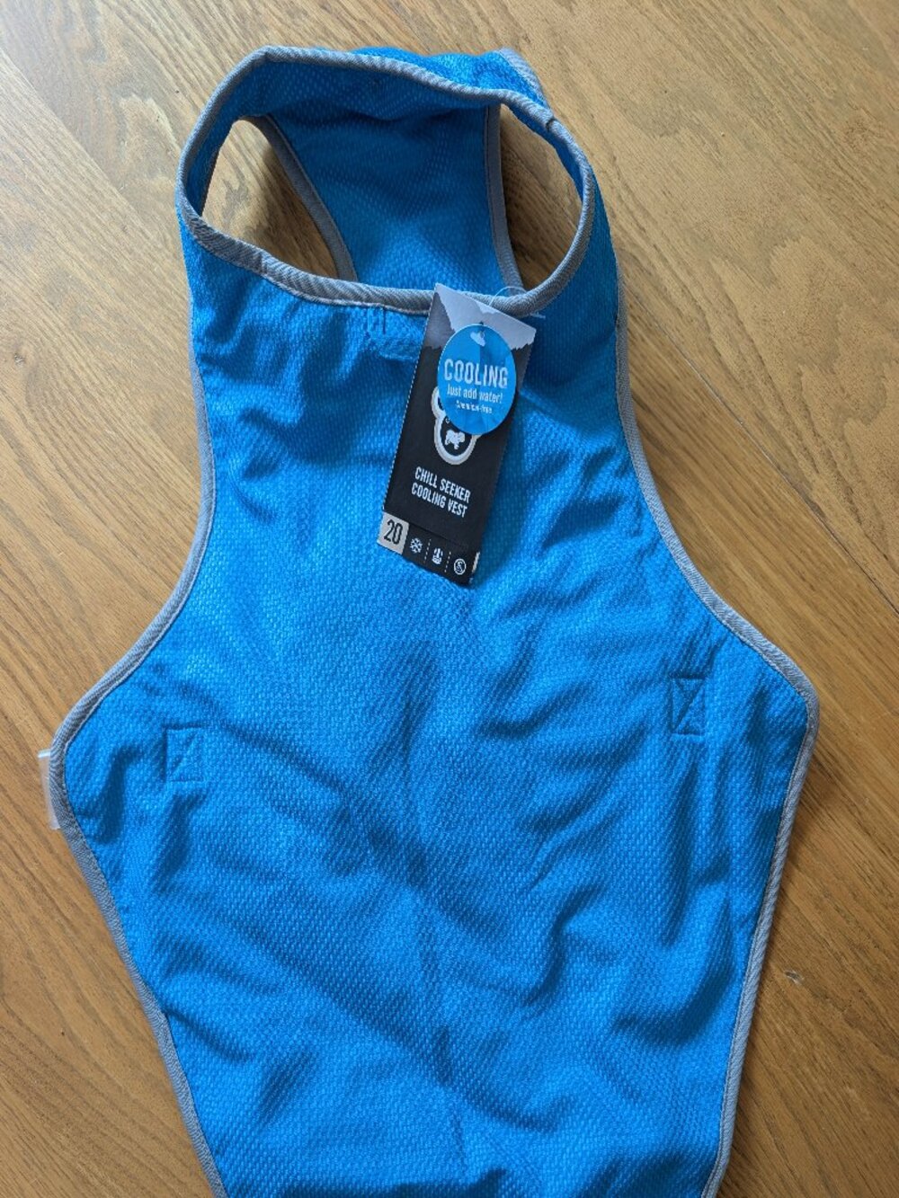 Dog cooling jacket